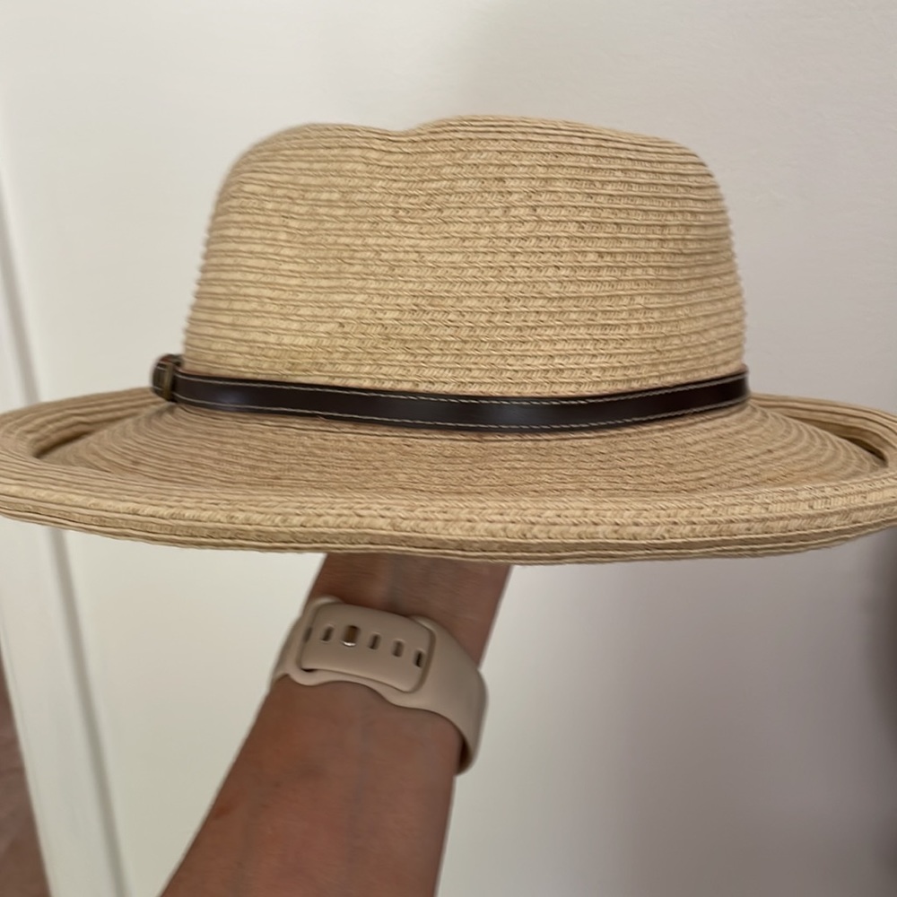 Straw hat - Picture 3 of 6